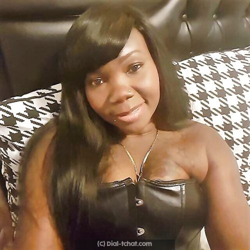 Rencontre une black pulpeuse coquine a Clermont