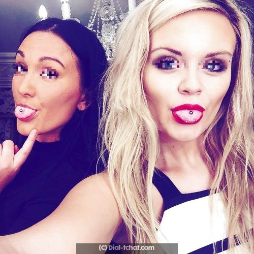 Tchat sexe gratuit avec ces deux belles coquines de Toulouse qui rencontrent en duo
