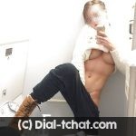 Petite blonde salope cherche un plan cul a Agen