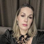 Angela, 38 ans à Nevers, discussion anonyme avant une nuit coquine